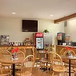 Travelodge Suites By Wyndham Moncton 